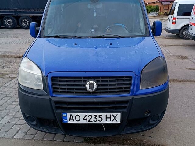 Синий Фиат Добло, объемом двигателя 1.2 л и пробегом 324 тыс. км за 3500 $, фото 11 на Automoto.ua