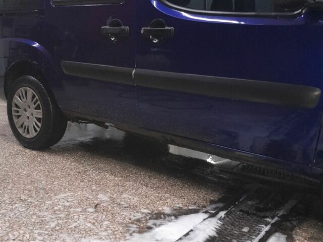 Синій Фіат Добло, об'ємом двигуна 1.4 л та пробігом 281 тис. км за 3500 $, фото 4 на Automoto.ua