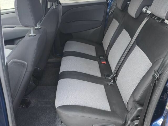 Синий Фиат Добло, объемом двигателя 2 л и пробегом 180 тыс. км за 5500 $, фото 8 на Automoto.ua