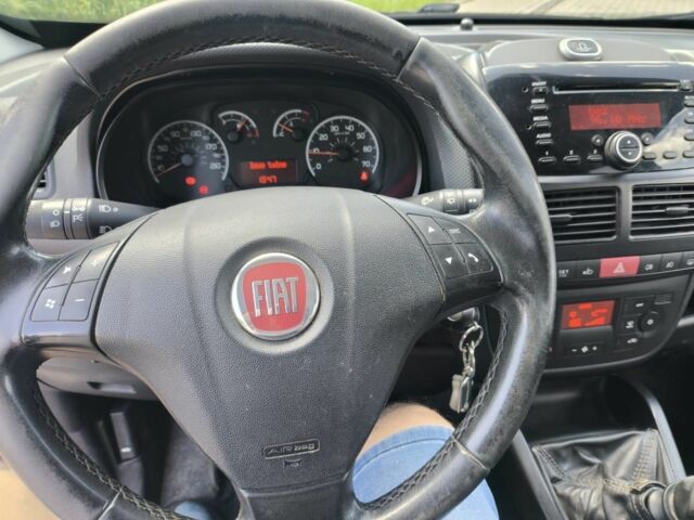 Синий Фиат Добло, объемом двигателя 2 л и пробегом 180 тыс. км за 5500 $, фото 14 на Automoto.ua