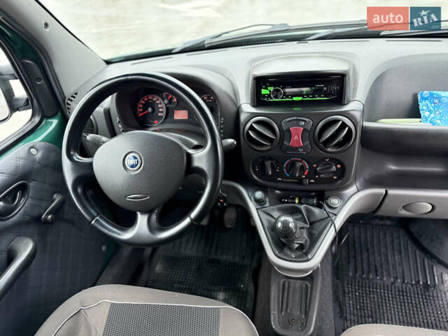 Зеленый Фиат Добло, объемом двигателя 1.91 л и пробегом 220 тыс. км за 4200 $, фото 9 на Automoto.ua