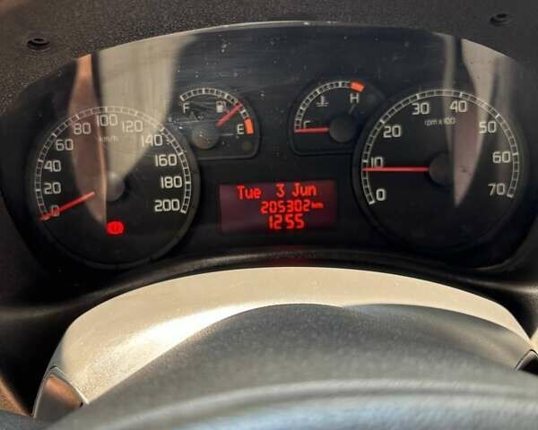 Помаранчевий Фіат Добло, об'ємом двигуна 1.25 л та пробігом 205 тис. км за 3500 $, фото 9 на Automoto.ua