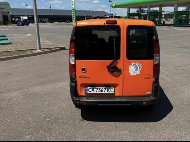 Помаранчевий Фіат Добло, об'ємом двигуна 1.2 л та пробігом 136 тис. км за 2150 $, фото 3 на Automoto.ua