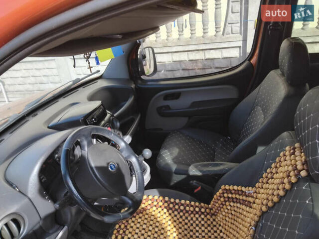 Оранжевый Фиат Добло, объемом двигателя 1.91 л и пробегом 270 тыс. км за 4500 $, фото 14 на Automoto.ua