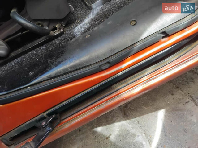 Оранжевый Фиат Добло, объемом двигателя 1.91 л и пробегом 270 тыс. км за 4500 $, фото 5 на Automoto.ua