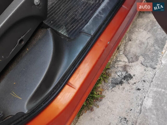 Оранжевый Фиат Добло, объемом двигателя 1.91 л и пробегом 270 тыс. км за 4500 $, фото 9 на Automoto.ua