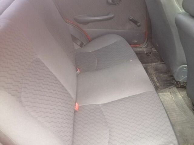 Красный Фиат Палио, объемом двигателя 1.2 л и пробегом 1000 тыс. км за 2400 $, фото 5 на Automoto.ua