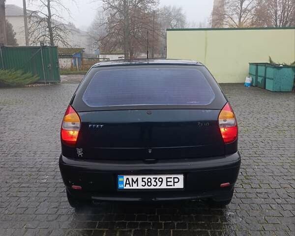 Зеленый Фиат Палио, объемом двигателя 1.3 л и пробегом 155 тыс. км за 1850 $, фото 4 на Automoto.ua