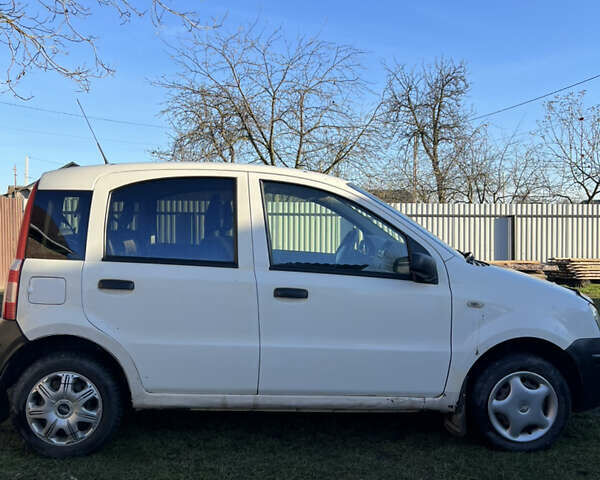 Белый Фиат Панда, объемом двигателя 1.11 л и пробегом 190 тыс. км за 2100 $, фото 3 на Automoto.ua