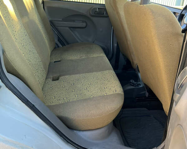 Белый Фиат Панда, объемом двигателя 1.11 л и пробегом 190 тыс. км за 2100 $, фото 7 на Automoto.ua