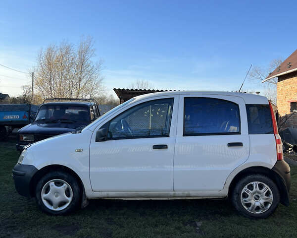 Белый Фиат Панда, объемом двигателя 1.11 л и пробегом 190 тыс. км за 2100 $, фото 2 на Automoto.ua