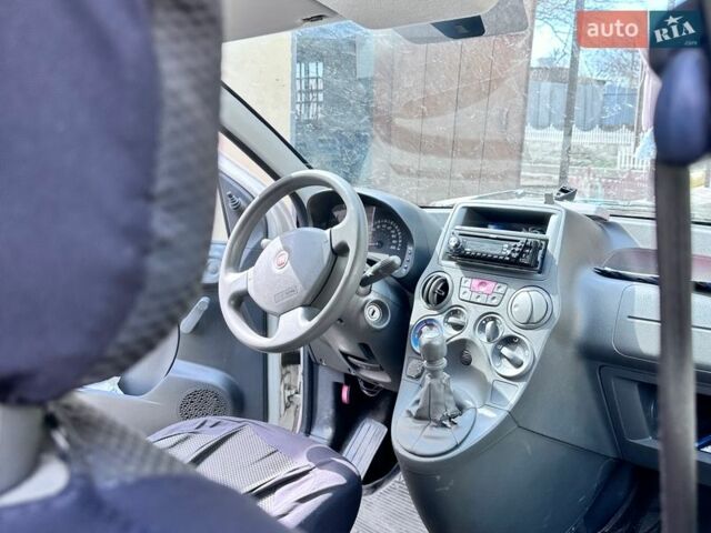 Білий Фіат Панда, об'ємом двигуна 1.2 л та пробігом 320 тис. км за 700 $, фото 6 на Automoto.ua