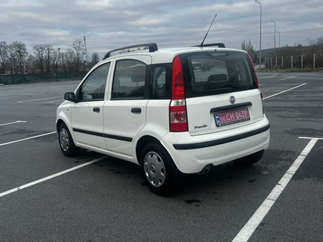 Білий Фіат Панда, об'ємом двигуна 1.2 л та пробігом 124 тис. км за 3900 $, фото 1 на Automoto.ua