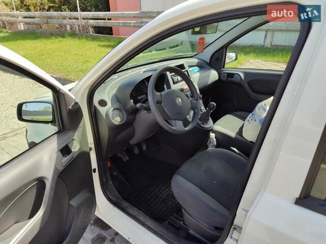 Белый Фиат Панда, объемом двигателя 1.11 л и пробегом 163 тыс. км за 3500 $, фото 4 на Automoto.ua