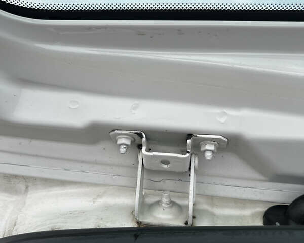 Білий Фіат Панда, об'ємом двигуна 1.2 л та пробігом 124 тис. км за 3900 $, фото 35 на Automoto.ua