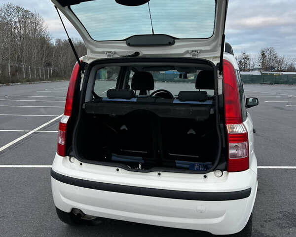 Білий Фіат Панда, об'ємом двигуна 1.2 л та пробігом 124 тис. км за 3900 $, фото 37 на Automoto.ua