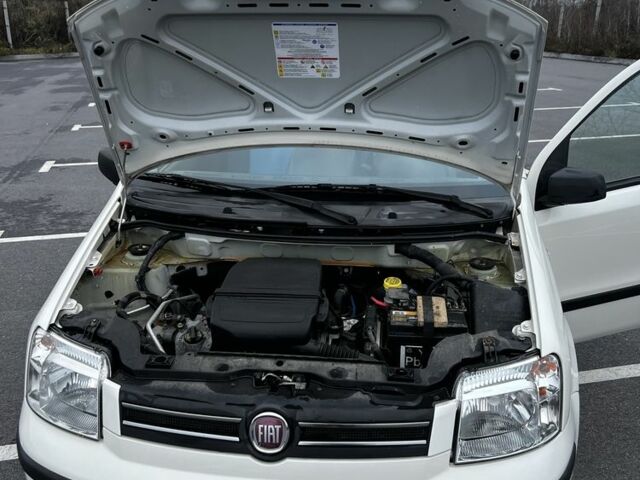 Білий Фіат Панда, об'ємом двигуна 1.2 л та пробігом 124 тис. км за 3900 $, фото 6 на Automoto.ua