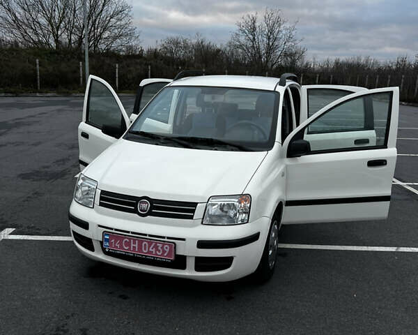 Білий Фіат Панда, об'ємом двигуна 1.2 л та пробігом 124 тис. км за 3900 $, фото 9 на Automoto.ua