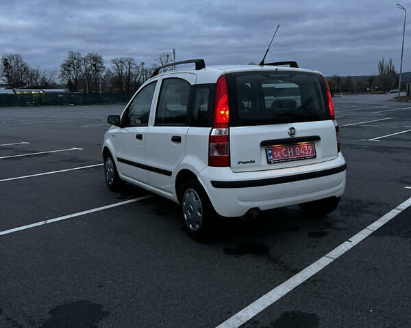 Білий Фіат Панда, об'ємом двигуна 1.2 л та пробігом 124 тис. км за 3900 $, фото 58 на Automoto.ua