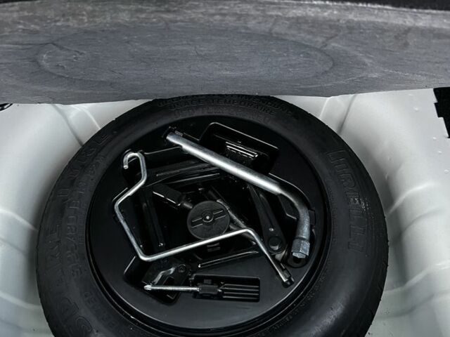 Білий Фіат Панда, об'ємом двигуна 1.2 л та пробігом 124 тис. км за 3900 $, фото 5 на Automoto.ua