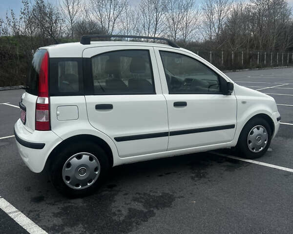 Білий Фіат Панда, об'ємом двигуна 1.2 л та пробігом 124 тис. км за 3900 $, фото 6 на Automoto.ua