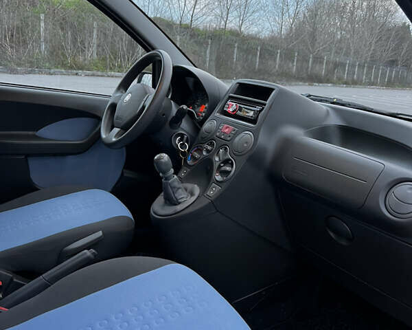 Білий Фіат Панда, об'ємом двигуна 1.2 л та пробігом 124 тис. км за 3900 $, фото 30 на Automoto.ua