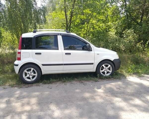 Білий Фіат Панда, об'ємом двигуна 1.2 л та пробігом 170 тис. км за 5000 $, фото 1 на Automoto.ua