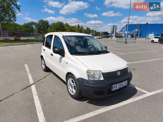 Білий Фіат Панда, об'ємом двигуна 1.24 л та пробігом 114 тис. км за 4400 $, фото 2 на Automoto.ua