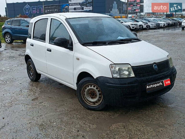 Фиат Панда 2011 в Львове на Automoto.ua Белый Фиат Панда, объемом двигателя 1.2 л и пробегом 184 тыс. км за 3500 $, фото 1 на Automoto.ua