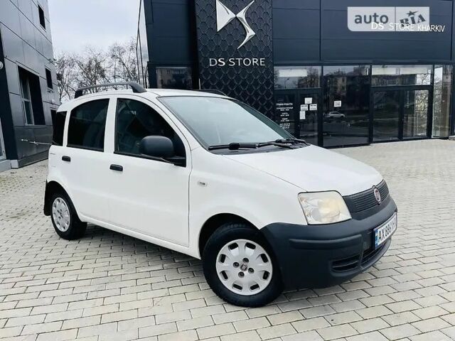 Белый Фиат Панда, объемом двигателя 1.2 л и пробегом 228 тыс. км за 4427 $, фото 15 на Automoto.ua