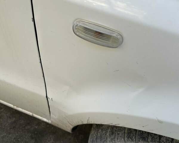 Белый Фиат Панда, объемом двигателя 1.24 л и пробегом 197 тыс. км за 3000 $, фото 8 на Automoto.ua