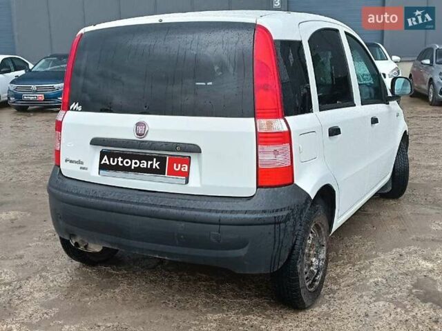 Фиат Панда 2011 в Львове на Automoto.ua Белый Фиат Панда, объемом двигателя 1.2 л и пробегом 184 тыс. км за 3500 $, фото 18 на Automoto.ua