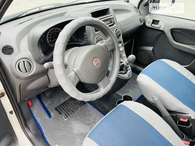 Белый Фиат Панда, объемом двигателя 1.2 л и пробегом 228 тыс. км за 4427 $, фото 6 на Automoto.ua