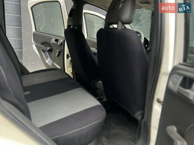 Белый Фиат Панда, объемом двигателя 1.3 л и пробегом 290 тыс. км за 3500 $, фото 8 на Automoto.ua