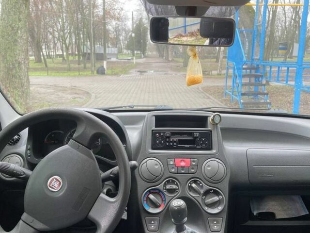 Белый Фиат Панда, объемом двигателя 1.2 л и пробегом 195 тыс. км за 2700 $, фото 8 на Automoto.ua