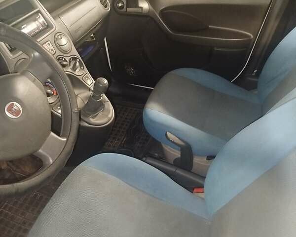Белый Фиат Панда, объемом двигателя 1.24 л и пробегом 205 тыс. км за 3300 $, фото 7 на Automoto.ua