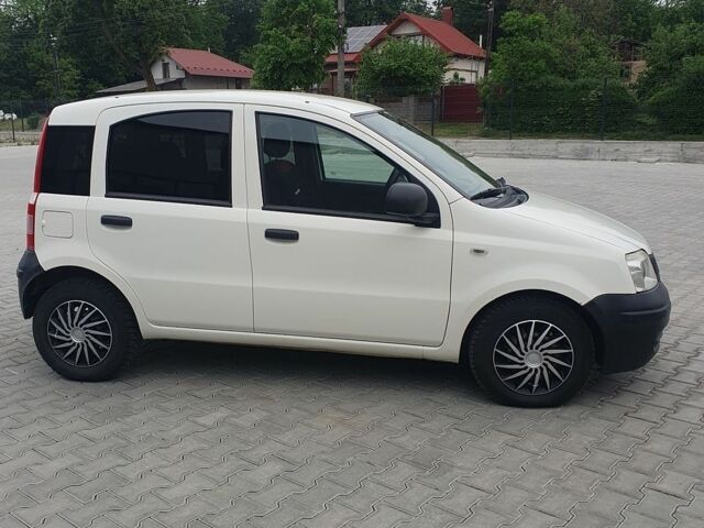Белый Фиат Панда, объемом двигателя 1.24 л и пробегом 134 тыс. км за 3700 $, фото 6 на Automoto.ua