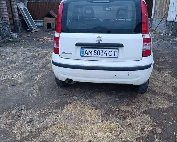 Білий Фіат Панда, об'ємом двигуна 1.2 л та пробігом 180 тис. км за 3500 $, фото 1 на Automoto.ua