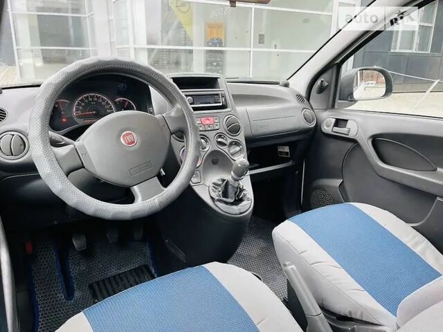 Белый Фиат Панда, объемом двигателя 1.2 л и пробегом 228 тыс. км за 4427 $, фото 8 на Automoto.ua