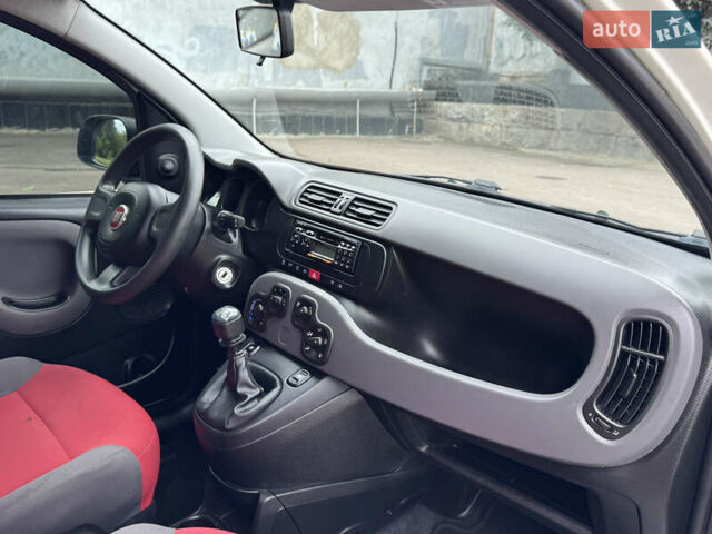 Белый Фиат Панда, объемом двигателя 1.24 л и пробегом 138 тыс. км за 4999 $, фото 33 на Automoto.ua