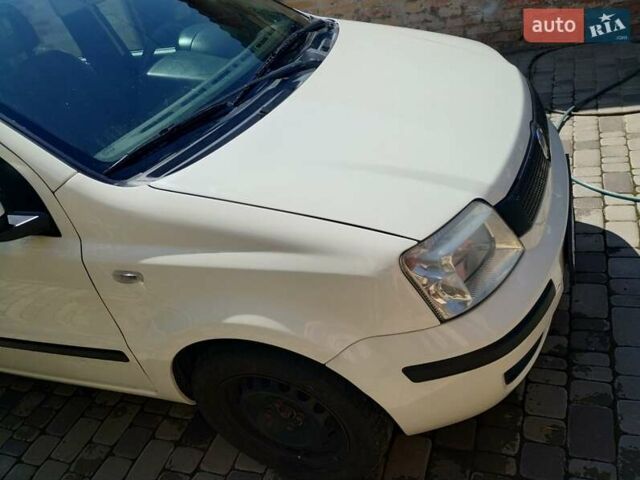 Білий Фіат Панда, об'ємом двигуна 1.24 л та пробігом 105 тис. км за 3800 $, фото 10 на Automoto.ua