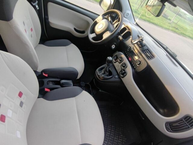 Белый Фиат Панда, объемом двигателя 0.9 л и пробегом 156 тыс. км за 3750 $, фото 10 на Automoto.ua