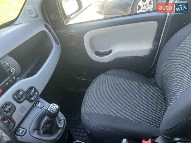 Белый Фиат Панда, объемом двигателя 0.9 л и пробегом 191 тыс. км за 5500 $, фото 10 на Automoto.ua