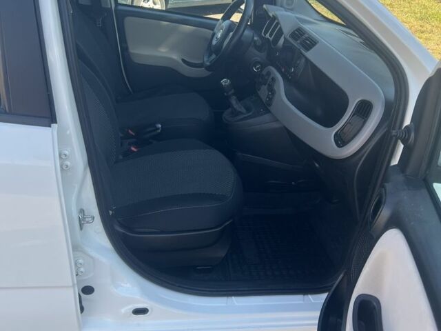 Белый Фиат Панда, объемом двигателя 0.9 л и пробегом 191 тыс. км за 5500 $, фото 14 на Automoto.ua