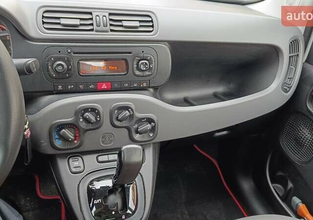 Белый Фиат Панда, объемом двигателя 0.9 л и пробегом 154 тыс. км за 8500 $, фото 7 на Automoto.ua