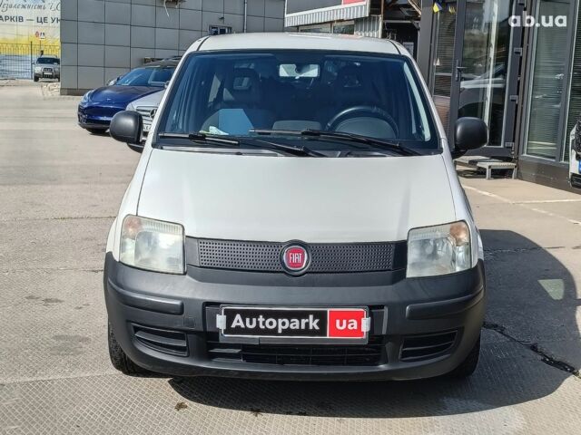 Белый Фиат Панда, объемом двигателя 1.2 л и пробегом 112 тыс. км за 4290 $, фото 1 на Automoto.ua