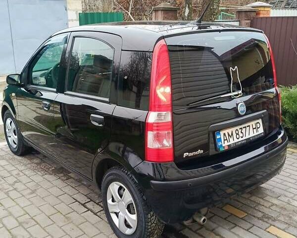Черный Фиат Панда, объемом двигателя 1.24 л и пробегом 141 тыс. км за 4000 $, фото 22 на Automoto.ua