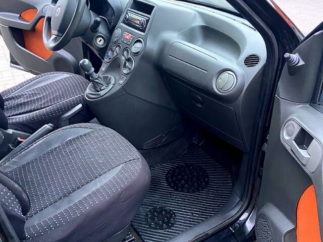 Фиат Панда 2007 в Харькове на Automoto.ua Черный Фиат Панда, объемом двигателя 1.2 л и пробегом 150 тыс. км за 2300 $, фото 3 на Automoto.ua