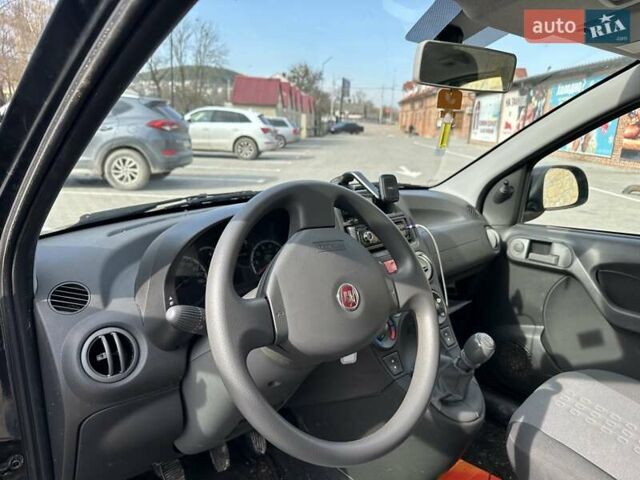 Черный Фиат Панда, объемом двигателя 1.2 л и пробегом 60 тыс. км за 5900 $, фото 7 на Automoto.ua