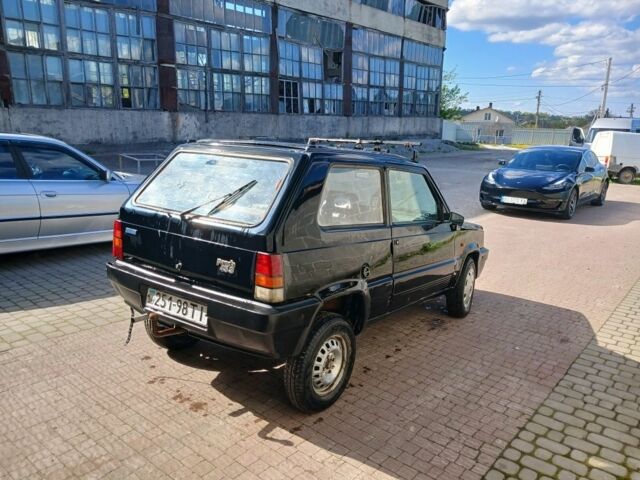 Черный Фиат Панда, объемом двигателя 1 л и пробегом 1000 тыс. км за 1200 $, фото 7 на Automoto.ua